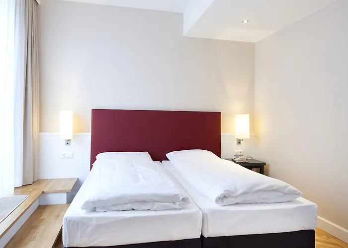 Singerstrasse 21-25 350m Next To St Stephen's Square 4*
