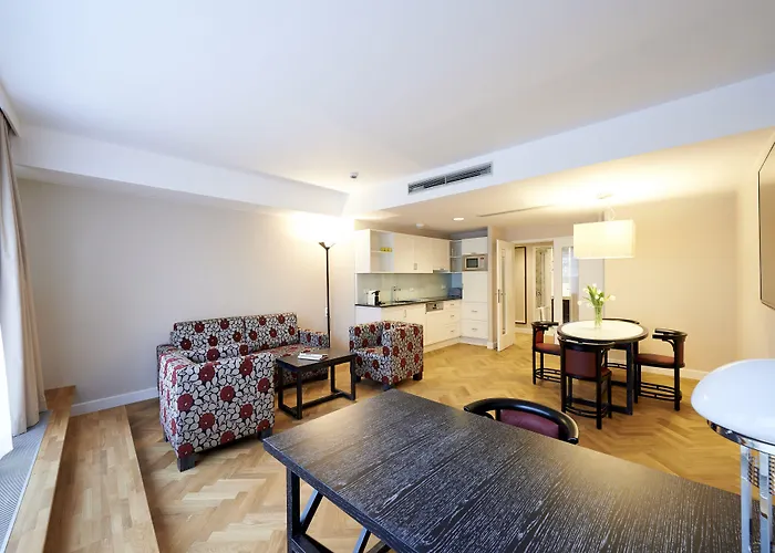 Singerstrasse 21-25 350m Next To St Stephen's Square Aparthotel 4*